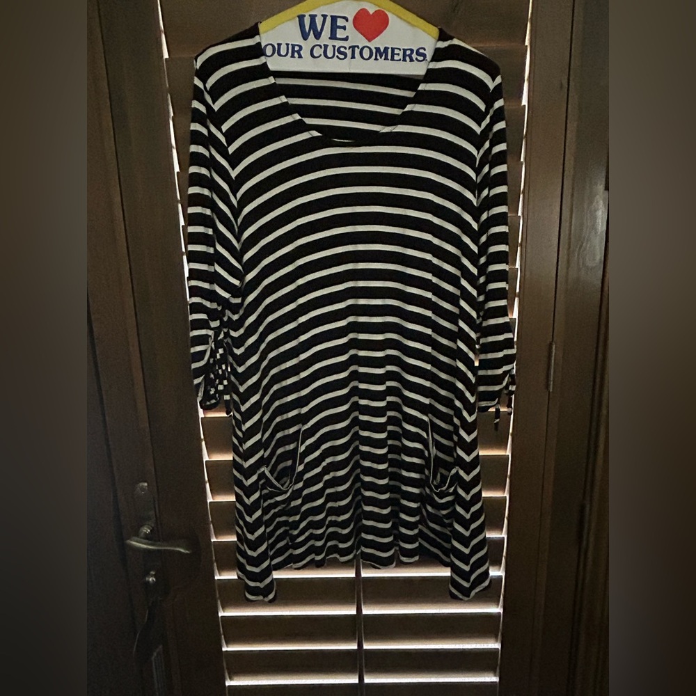 Black and White Striped Women's Tunic Size S- EUC